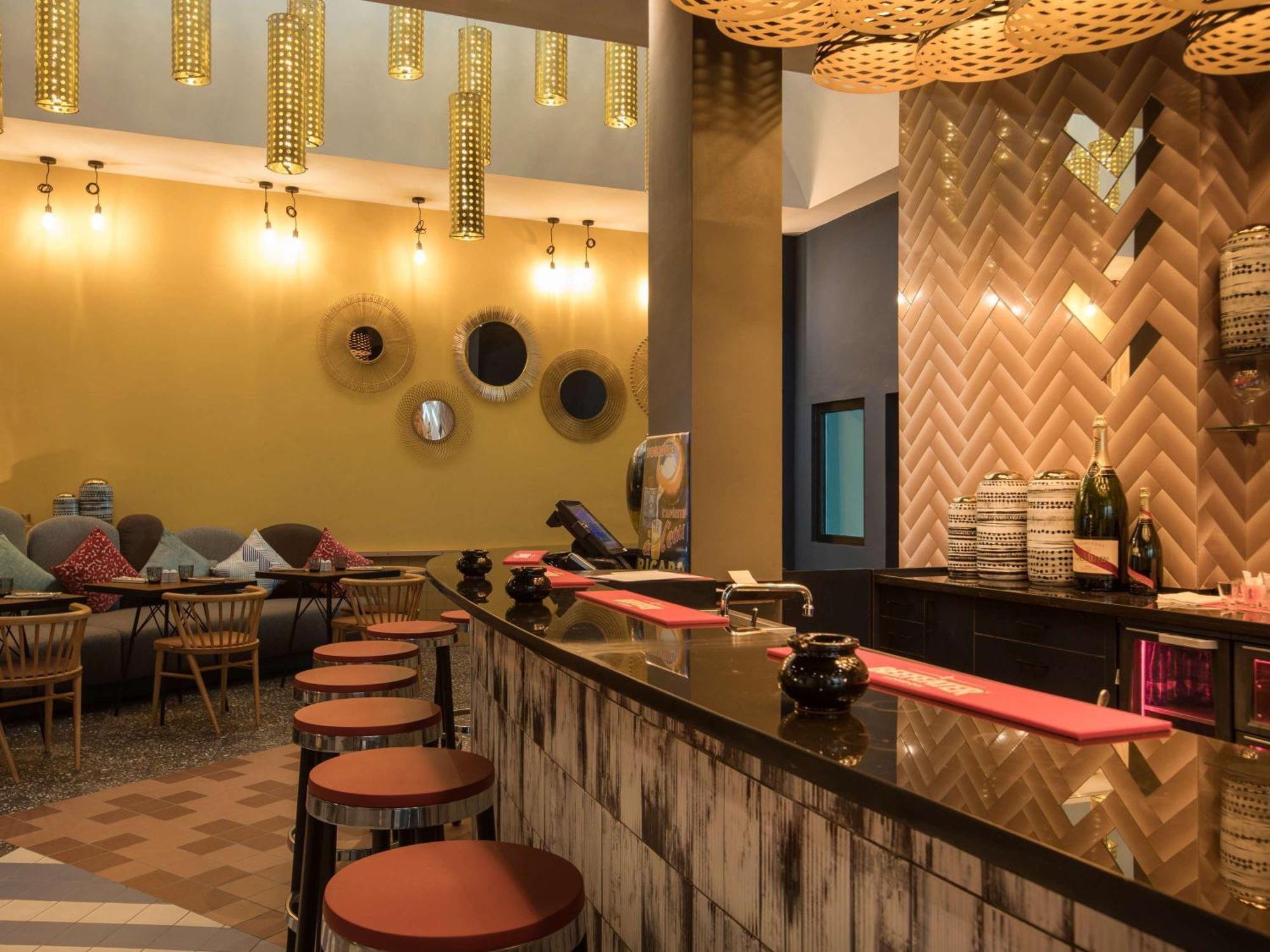 Ibis Abdelmoumen Casa Centre Otel Kazablanka Dış mekan fotoğraf