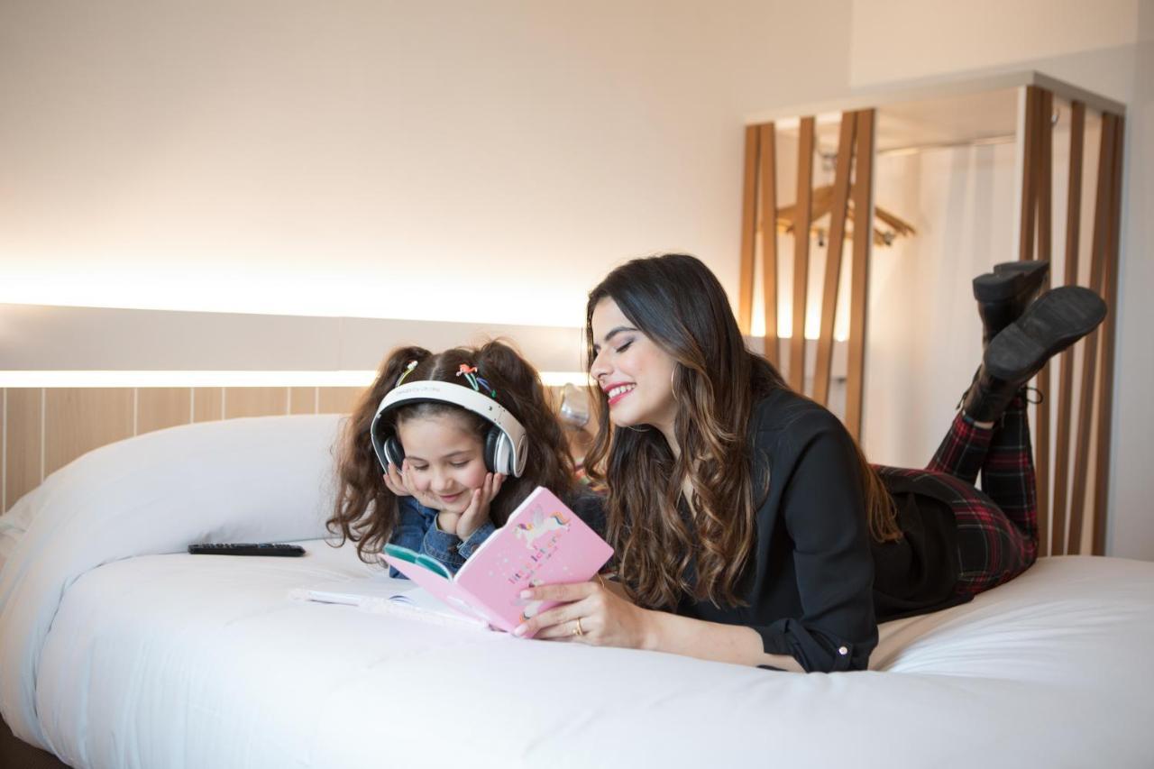 Ibis Abdelmoumen Casa Centre Otel Kazablanka Dış mekan fotoğraf